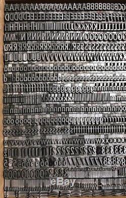 30 PT. Futura Letterpress Metal Type Foundry 706