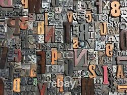 Lot of 100 Large VTG Metal Wood LETTERPRESS Print Type Block Alphabet Letters #s