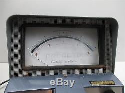 Macbeth QuantaLog Densitometer Model TD-102 Cool Vintage Lab Unit Mid Century
