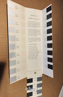 Munsell Book of Color 1976 Two Book Binders BG-RP and R-G EXC. COND. Rare set