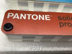 Pantone Color Formula Guide / Set of 6 with Case Coated Matte Uncoated with CD