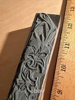 Printing Block (Long Border edge Flowers) 11 Inch Type Cut