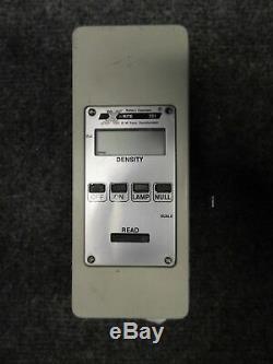 X-Rite 331 Portable B/W Transmission Denistometer Battery Operated Tested