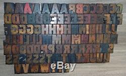 103 Bois Typo Blocs D'impression Type De Majuscules Alphabet Partiel