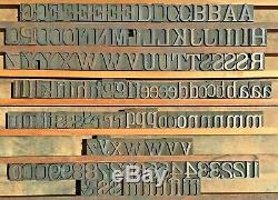 137 Bloc De Caractères Typographiques En Bois Ponctuation Des Lettres En Haut / Bas 13/16