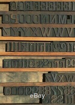 137 Bloc De Caractères Typographiques En Bois Ponctuation Des Lettres En Haut / Bas 13/16