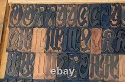 164 pièces 3,54 caractères gothiques en bois pour impression typographique en lettre noire