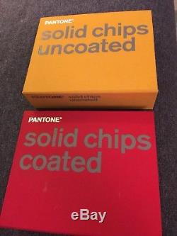 2 Livres Pantone Puces Solides Guide De Couleur Graphique - Conception Enduite Et Non Enrobée