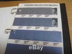 5 Pantone Color Swatch Exemples De Livres Utilisés Clean Metallics Tints Chips Binders