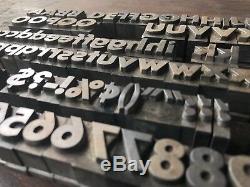 Antique Tout Métal Imprimantes Bloc 108 Pièce Configuration Et Minuscules Alphabet / Nombres
