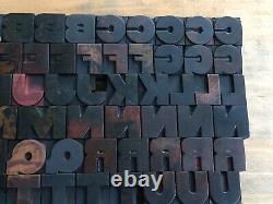 Antique Vtg Bois Letterpress Type D'impression Bloc A-z Nombres Lettres Comp Set