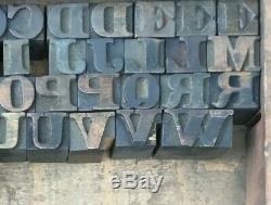 Bloc De Typographie Bois Vintage, Type 60 Lettres, Ponctuation 5/8