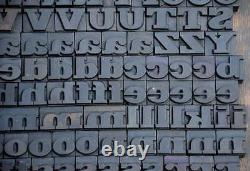 Bloc d'impression sur bois en typographie 182pcs, hauteur de 1,06 pouce, lettres en bois de l'alphabet.