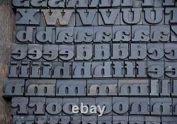 Bloc d'impression sur bois en typographie 182pcs, hauteur de 1,06 pouce, lettres en bois de l'alphabet.