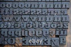 Bloc d'impression sur bois en typographie 182pcs, hauteur de 1,06 pouce, lettres en bois de l'alphabet.