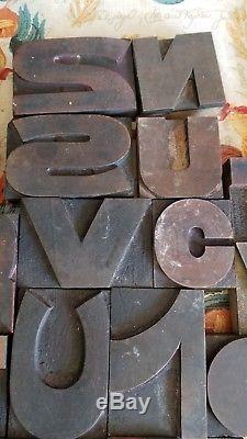 Blocs D'impression En Bois De Typographie Vintage, Alphabet 250 Pcs Lettres En Bois Vieux