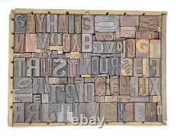 Collage de caractères en bois de typographie Letterpress 'Fais confiance à toi-même' 138 types en bois anciens mélangés TC24