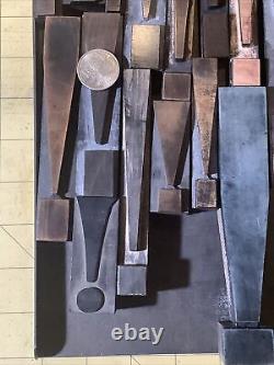 Contenu Armoire d'impression Hamilton Exclam Mark Letterpress 37 Pièces INVLP27