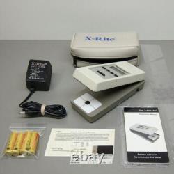 Densitomètre de transmission N/B à piles X-Rite 341 en excellent état