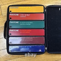 Ensemble complet de guides essentiels Pantone GPG301B