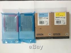 Epson Stylus Pro 4880 Imprimante Studio De Travail + Encre + Livre + Roll Feed Propriétaire Orig