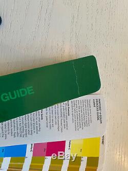 Formula Guide Pantone Solide Et 4 Coated Couleur Processus Guide Coated En Cas