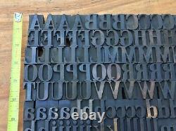 Grand Antique Vtg Tubbs Bois Typo Imprimer Type De Bloc A-z Lettres Comp Set