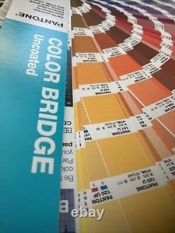 Guide de couleur Pantone Color Bridge Uncoated GG6104A Livre de référence des couleurs