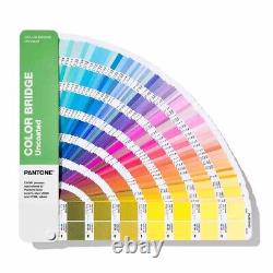 Guide des couleurs Pantone GG6104B Color Bridge Uncoated, Livre de référence