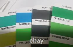 Guide des formules Pantone PMS couleurs solides non couchées et couchées ISO 9002 - CMJN