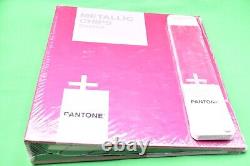 Livre de jetons métalliques Pantone Plus (GB1407) et guide (GG1407) scellé