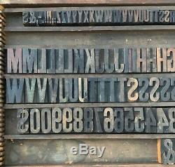 Lot De 186 Lettres Typographiques En Bois, Type Lettres, Alphabet Alphabet, Chiffres