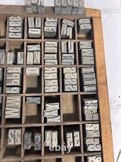 Lot de 130+ blocs d'impression en métal de typographie ancienne 1 Alphabet & Chiffres