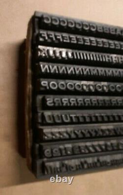Metal Letterpress Typeset 12 Pt Cas Supérieur/nombres/punctuation-272 Pcs+