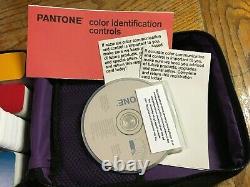 Pantone Couleurs Swatch Livres Set & Coated Avec CD & Uncoated Case