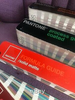 Pantone Guide De Couleurs Sheer Bridge Livret Couché Sans Revêtement Swatch Squares Cmyk
