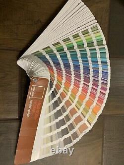 Pantone Mode + Accueil Fgp100 Color Guide Papier + Nouvelles Couleurs Swatches
