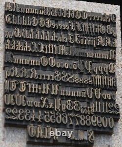 Reliure de livre en laiton Type set 0.35 dorure en relief finition dorée doreur relieur
